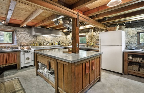 St. Helena Villa | Mediterranean Villa with Pool and Vineyard in St. Helena