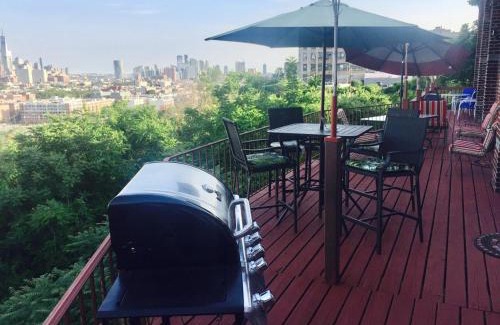 Union City Apartment | Mega Midtown Trade View - APT 2-3 Combo -15 Mins to NYC