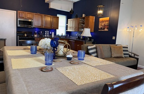 Union City Apartment | Mega Trade Stunning View - APT 3-4 Combination