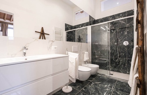 Poggiarello Apartment | Megognano Estate - Carpentry Apartment