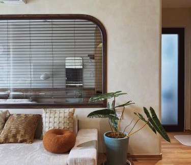 Hue Apartment | Meii Home
