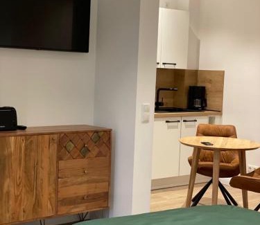Kirchlinteln Apartment | Meine Schule Sehlingen, Dein Hideaway für ZWEI, Land- oder Radurlaub in der Lüneburger Heide, Nordpfade, Workation mit Sauna, Ruhe & Erholung oder Niedersachsen Städte wie Hamburg, Hannover, Bremen und Verden entdecken