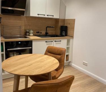 Kirchlinteln Apartment | Meine Schule Sehlingen, Dein Hideaway für ZWEI, Land- oder Radurlaub in der Lüneburger Heide, Nordpfade, Workation mit Sauna, Ruhe & Erholung oder Niedersachsen Städte wie Hamburg, Hannover, Bremen und Verden entdecken