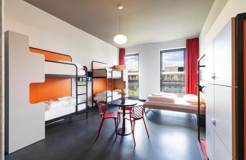 La Bourgogne Hotel | MEININGER Hotel Genève Centre Charmilles