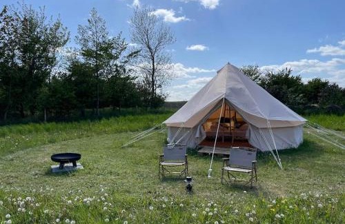 Samsø Bed & Breakfast | Mellem-rummet Guesthouse & Glamping