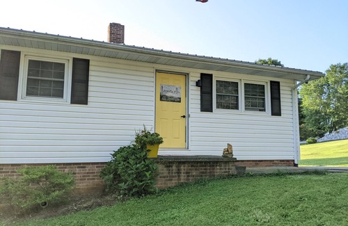 West Jefferson House | Mello Limoncello! Sunny Chillaxed Vibe Walk 2 DTWJ