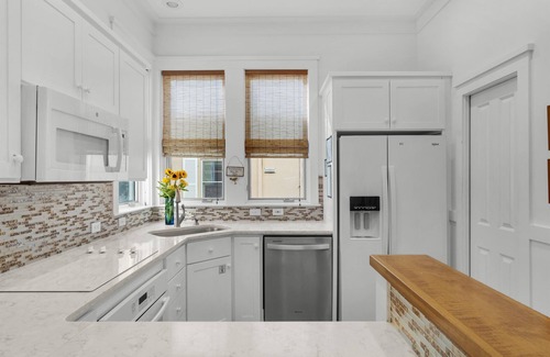 Sunnyside House | Mellow Yellow! Exceptional 4BR Carillon Beach Home 2 Lots from Beach Boardwalk!