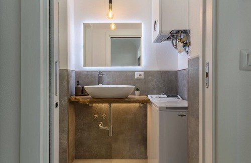 Province of Bologna Apartment | Melo Mini House