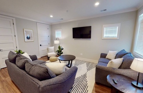 Melrose Apartment | Melrose Flats ★ Minutes from 12th South & Broadway Unit 201