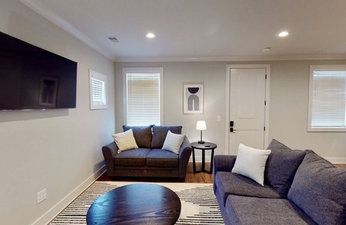 Melrose Apartment | Melrose Flats ★ Minutes from 12th South & Broadway Unit 201