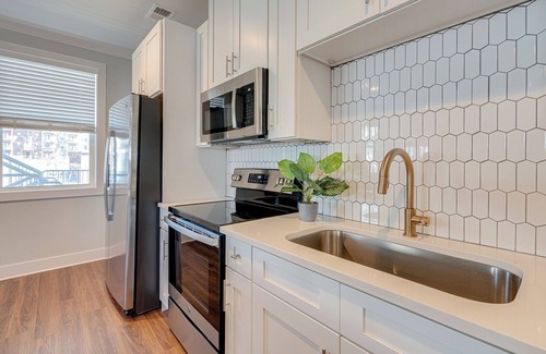Melrose Cottage | Melrose Melody - 5 Mins to Broadway