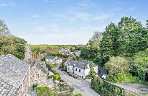 Little Petherick House | Melyn Wood Cottage