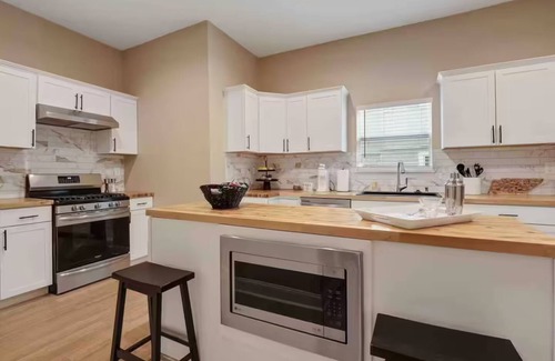 Midtown House | Memphis Midrown Oasis 4-bedroom, excellent location
