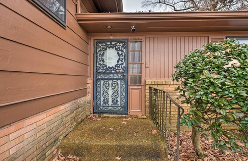 Whitehaven Cottage | Memphis Vacation Rental - 1/2 Mi to Graceland