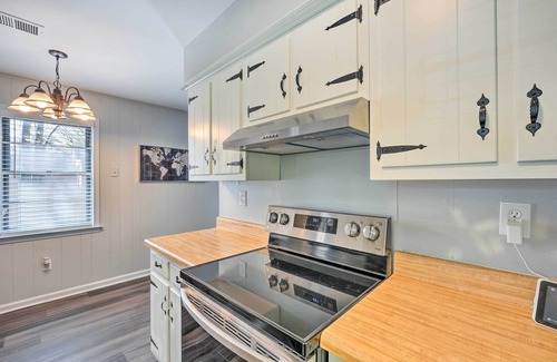 Parkway Village House | Memphis Vacation Rental with Private Yard