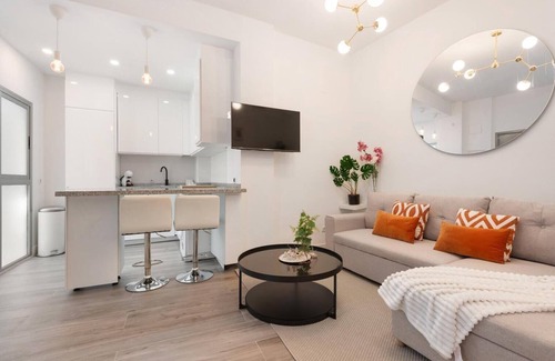 Perchel Norte Apartment | Menaleka's House 7
