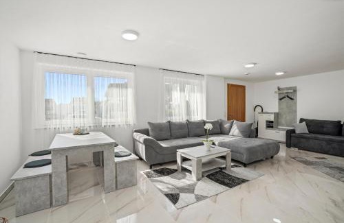 Ailingen Apartment | Mendoza Ferienwohnung Ailingen klimatisiert