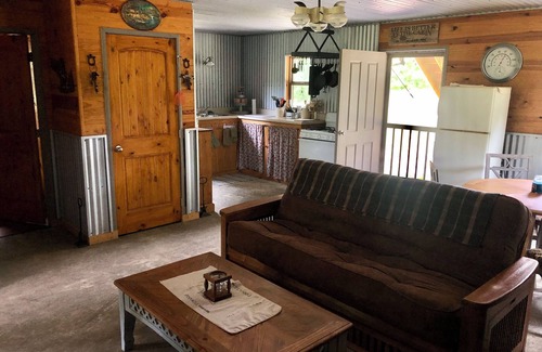 Pikeville Cabin | Mennonite Built Cabin on 81 acres surrounded by 30,000 acres of state park