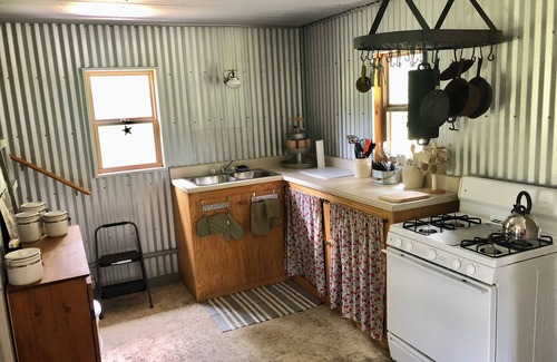Pikeville Cabin | Mennonite Built Cabin on 81 acres surrounded by 30,000 acres of state park