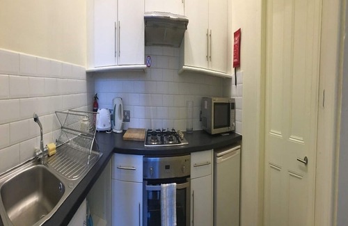 Tollcross Apartment | Menzies Apartment