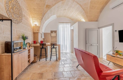 Fasano Apartment | MeoLuxury Deluxe by Rentbeat