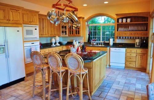 Florence House | Mercer Lake Estate
