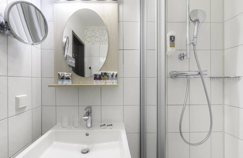 Dom Pedro Hotel | Mercure Hotel Muenchen am Olympiapark
