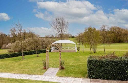 Two Mile Ash Hotel | Mercure Milton Keynes Hotel