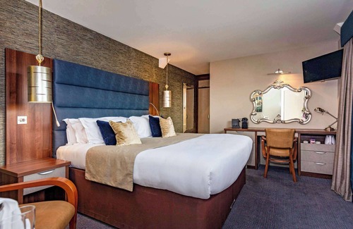 Two Mile Ash Hotel | Mercure Milton Keynes