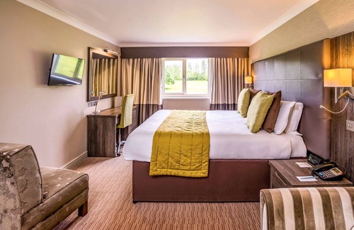 Two Mile Ash Hotel | Mercure Milton Keynes