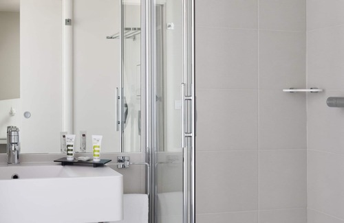Levallois-Perret Hotel | Mercure Paris Levallois Perret