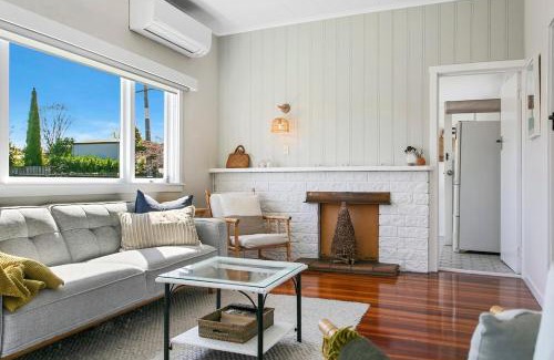 Taupo House | Mere Cottage