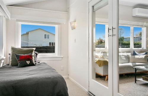 Taupo House | Mere Cottage