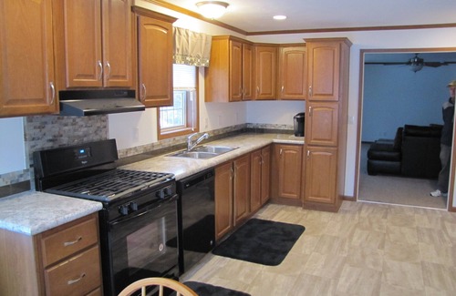 Meredith House | Meredith, New 3 Bedrooms, 2 1/2 Baths, 400Yds To Beach,1 Mile To Town Sleeps 9