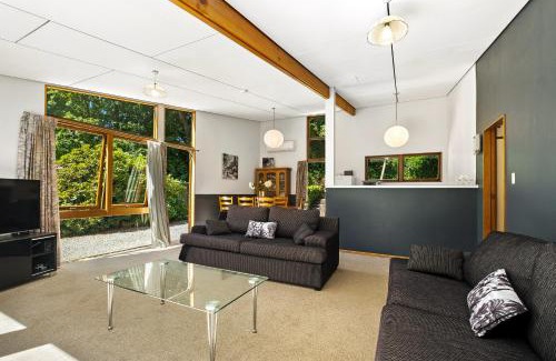 Arrowtown House | Merioneth Retreat - Arrowtown Holiday Home