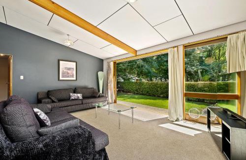Arrowtown House | Merioneth Retreat - Arrowtown Holiday Home