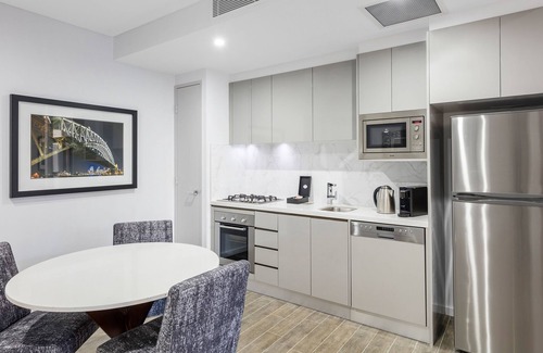 Mascot Apartment | Meriton Suites Mascot Central