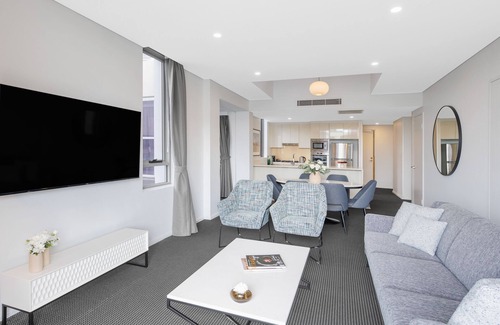 Zetland Apartment | Meriton Suites Zetland