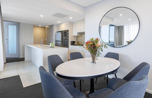 Zetland Apartment | Meriton Suites Zetland