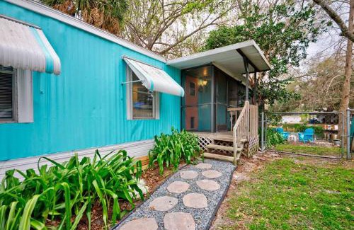 Weeki Wachee Gardens House | Mermaid Cove - Waterfront Home with Paddlecraft Direct Weeki Wachee River Access