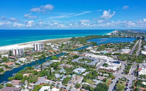 Saint Armands Key House | Mermaids Oasis - 315