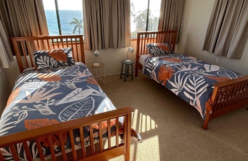 Seventeen Seventy House | Merooni 1770 holiday house