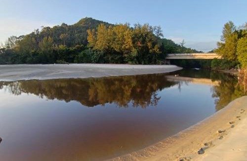 Penyabong House | Mersing Chalet Teluk Sisek