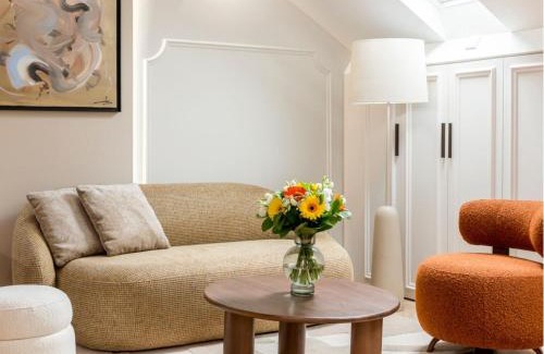 Ternes Apartment | Merveil - Luxury Suite - Champs Elysees - St Cyr I