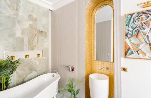 Les Halles Apartment | Merveil - Luxury Suite - Louvre - Marcel III