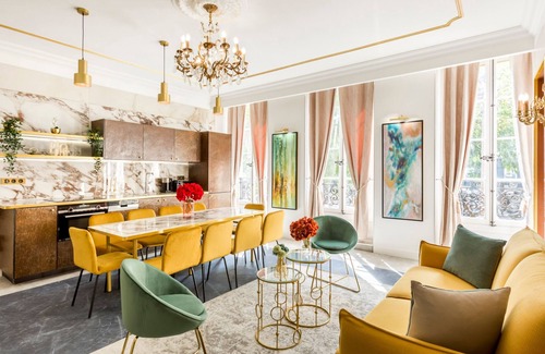 Arsenal Apartment | Merveil Luxury Suites - Marais - Antoine I-II