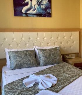 Kusadasi City Centre Hotel | Merveille suit hotel