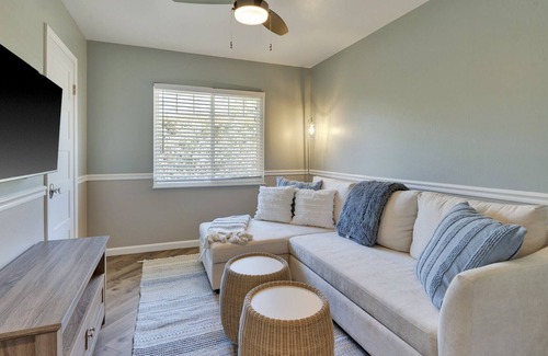 West Mesa House | Mesa Cottage | Outdoor Patio with BBQ and Cozy Firepit