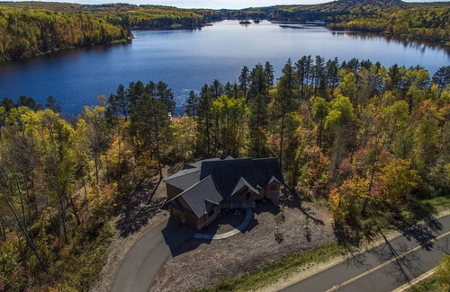 Embarrass House | Mesabi Retreat on Wynne Lake at Giants Ridge