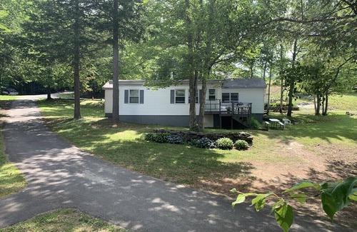 Sidney House | Messalonskee Lakefront Camp Escape with Shared Waterfront Access